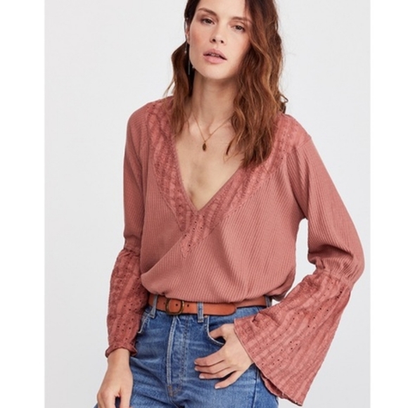Free People Tops - 🎉HP🎉Free people waffle knit bell top🌿